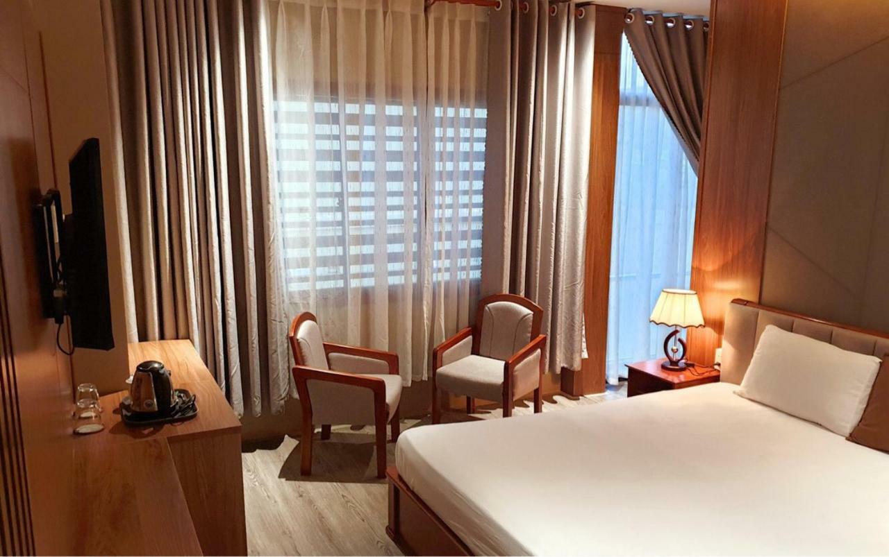 Garnet Hotel Nha Trang Exterior foto
